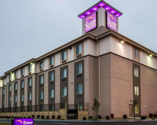 Sleep Inn & Suites And Conference Center Downtown - main image