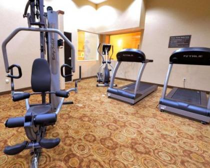 Sleep Inn & Suites And Conference Center Downtown - image 3