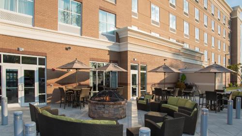 Holiday Inn Indianapolis Airport an IHG Hotel - image 5