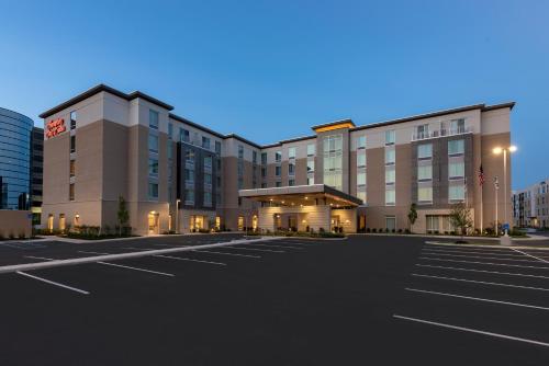 Hampton Inn & Suites Indianapolis-Keystone IN - main image