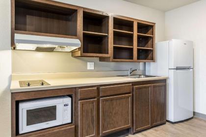 WoodSpring Suites Indianapolis Castleton - image 16