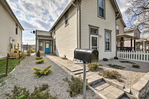 Quiet Indy Home with Backyard and Deck 1 5 Mi to Dtwn - image 4