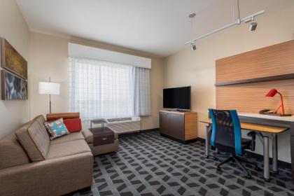 TownePlace Suites by Marriott Indianapolis Airport - image 13