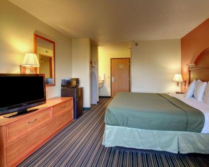 Quality Inn Indianola - image 3