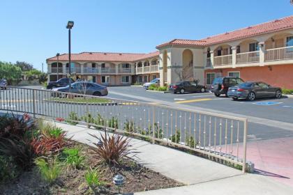 Crystal Inn Suites & Spas - image 10