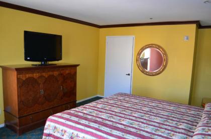 Cloud 9 Inn LAX - image 12
