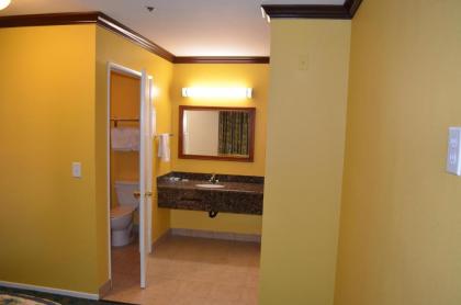 Cloud 9 Inn LAX - image 14