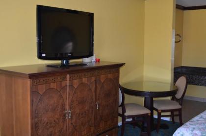 Cloud 9 Inn LAX - image 2
