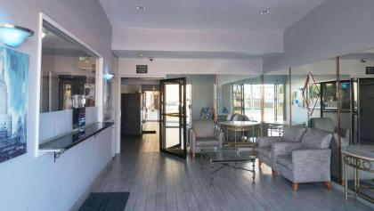 Kings Motel Inglewood - image 11