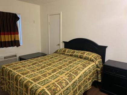 Encore Inn - image 5