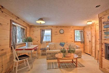 Bass Lake Living - Cozy Cabin in Pine Ridge Resort
