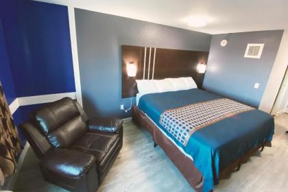 Coratel Inn & Suites Inver Grove Heights - image 7