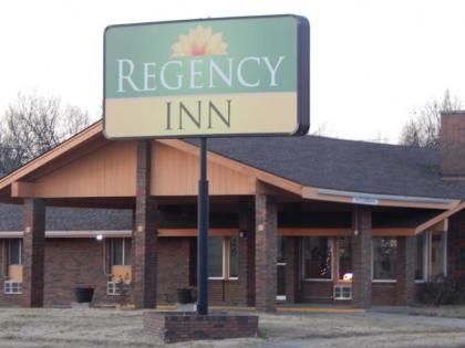 Regency Inn Iola - image 6