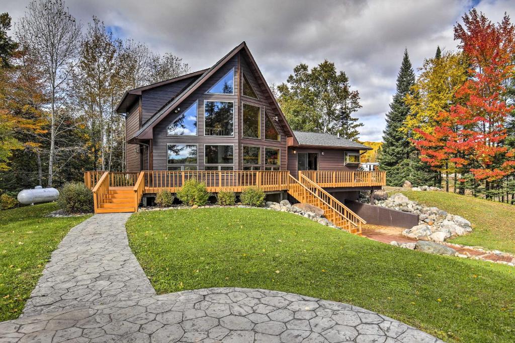 Secluded Lake Cottage with Private Dock and Serene Views - main image