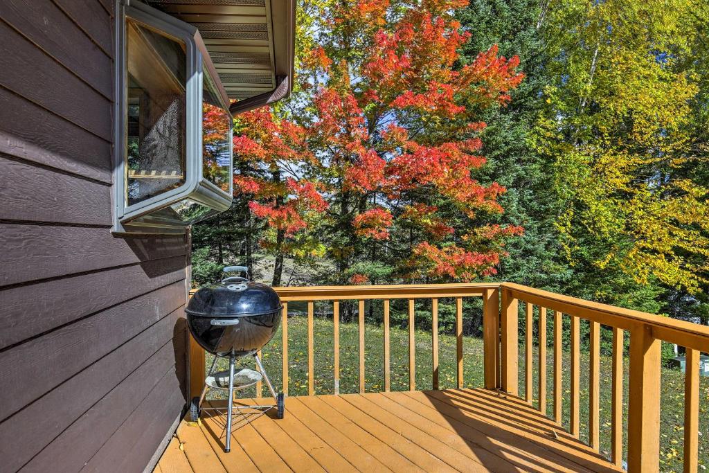 Secluded Lake Cottage with Private Dock and Serene Views - image 7