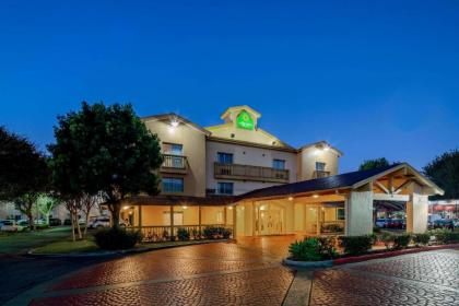 La Quinta by Wyndham Irvine Spectrum - image 10
