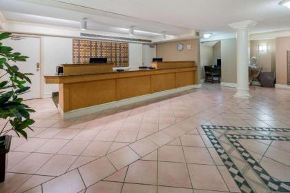 La Quinta by Wyndham Irvine Spectrum - image 13
