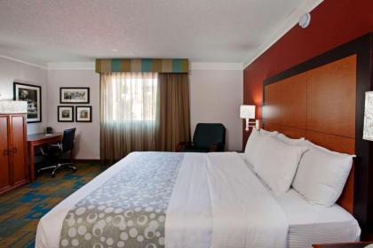 La Quinta by Wyndham Irvine Spectrum - image 2