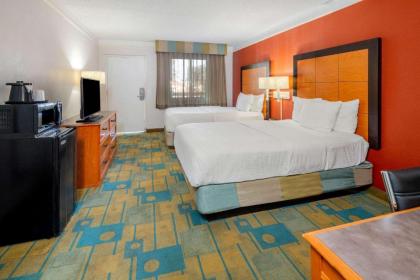 La Quinta by Wyndham Irvine Spectrum - image 7