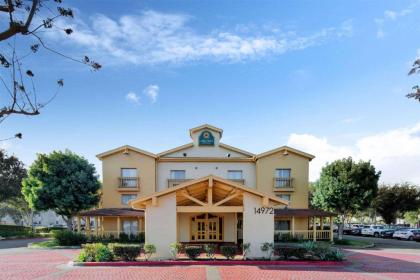La Quinta by Wyndham Irvine Spectrum - image 9