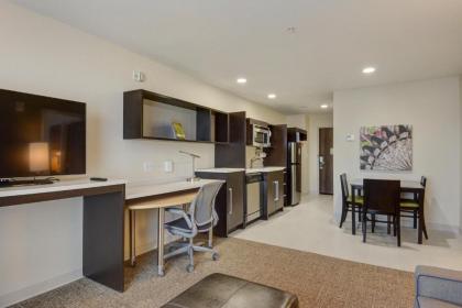 Home2 Suites by Hilton Irving/DFW Airport North - image 13