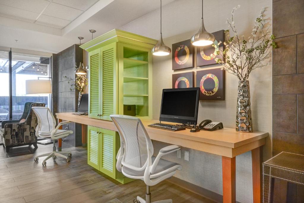 Home2 Suites by Hilton Irving/DFW Airport North - image 5
