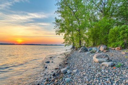 the Birds Nest Isle la motte Vermont