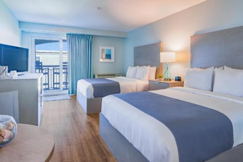 The Palms Oceanfront Hotel - image 5