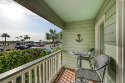 Sea Cabin 137-C - image 2