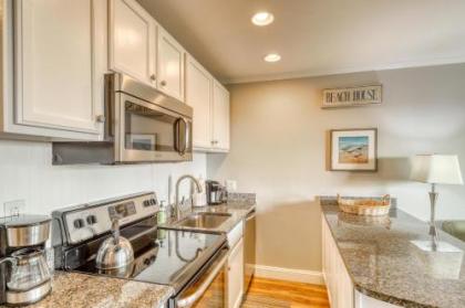 Sea Cabin 137-C - image 3