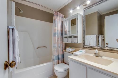 Sea Cabin 228-B - image 4
