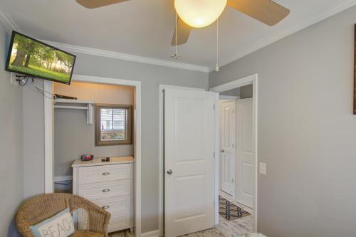 Sea Cabin 342-C - image 3