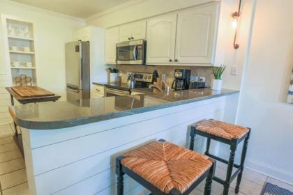 Blue Cabana - image 10