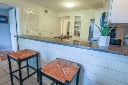 Blue Cabana - image 14