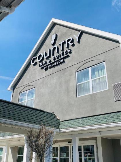 Country Inn  Suites by Radisson Ithaca NY