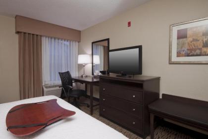 Hampton Inn Jackson - image 17
