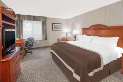 Baymont by Wyndham Jackson - image 6