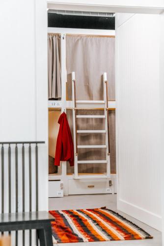 Cache House - image 3