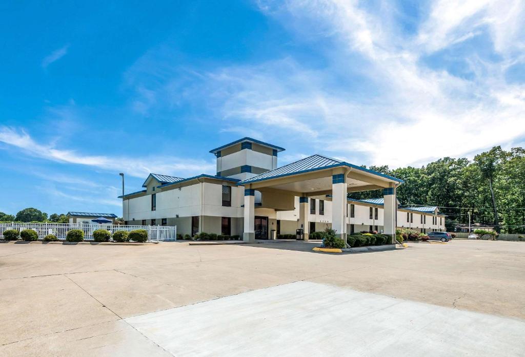 Quality Inn Jacksonville near Little Rock Air Force Base - main image