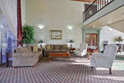 Jacksonville Inn - image 12