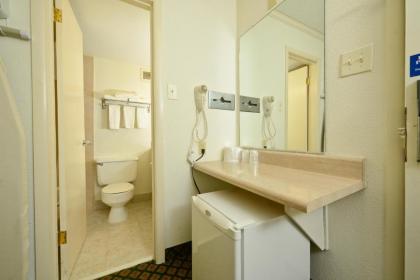 Jacksonville Inn - image 15