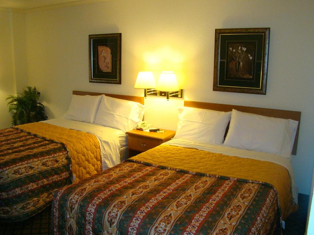 Jacksonville Inn - image 6