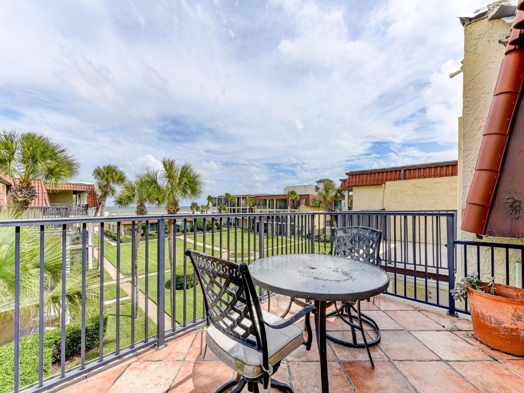 Jacksonville Beach Costa Verde 2321-202 3 Bedrooms Pool Sleeps 6 - main image