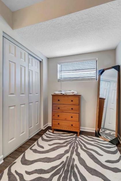 Amazing 1 BR apt - 1 block from Jax Beach! - image 15