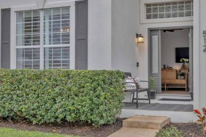 Gallery House for Art Lovers - 5 min from beach! - image 11