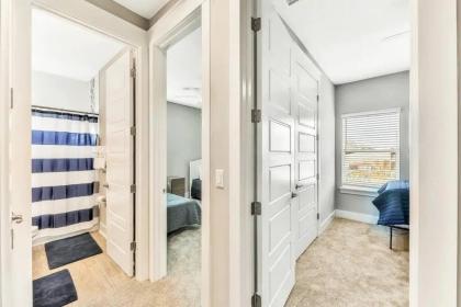 Pet friendly spacious 5 blocks from Jax Beach!!! - image 14