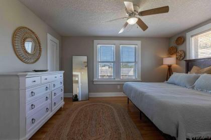 Highrise Bungalow - 2 blocks from Jax Beach! - image 6