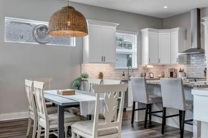 Palm Oasis North Jax Beach - image 14