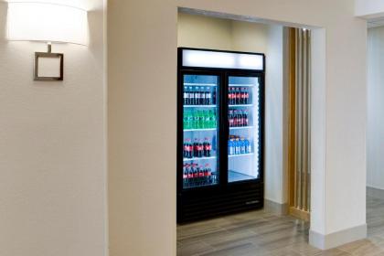Holiday Inn Express & Suites Jacksonville an IHG Hotel - image 6
