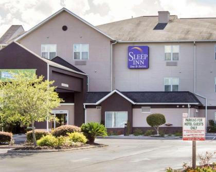 Sleep Inn & Suites Jacksonville near Camp Lejeune - image 2